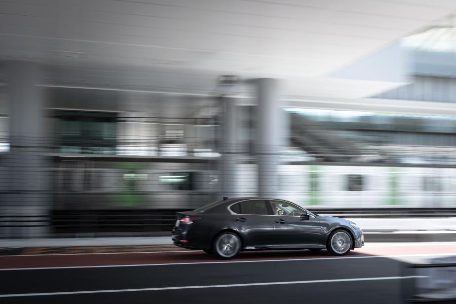  Lexus GS450h 2015 года  (JP) (фото 7 из 26)